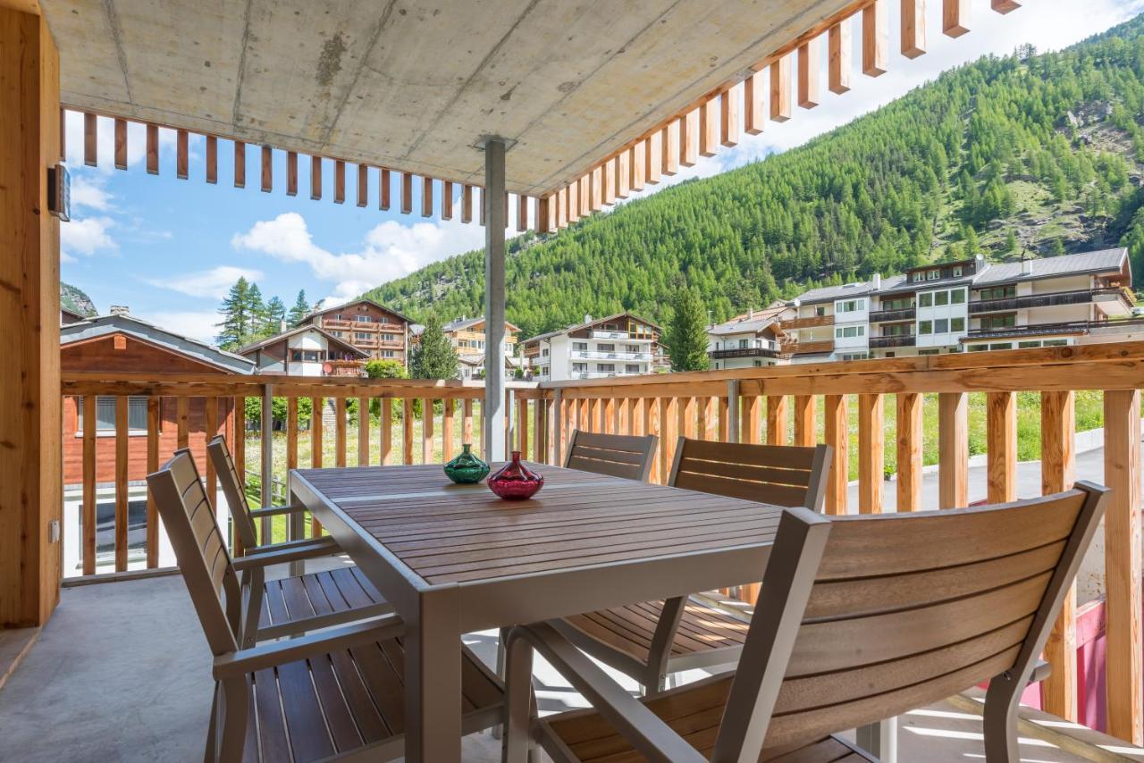 Montela Apartments - Haus D Saas-Grund Esterno foto